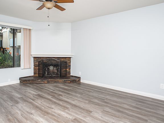 4th image of 9423 Gold Coast Dr Unit C1