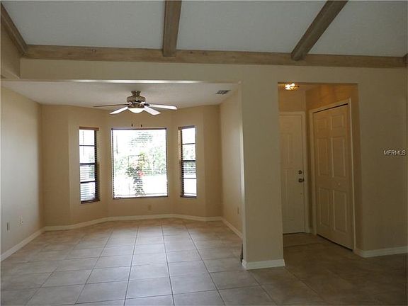 4th image of 7082 Sunnybrook Blvd