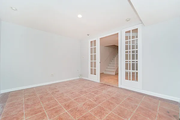 Rented by Owner | media 13