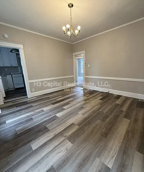 2262 Cleveland Blvd — Photo 6