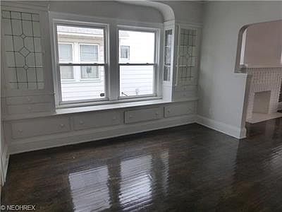 5th image of 9800 Sladden Ave