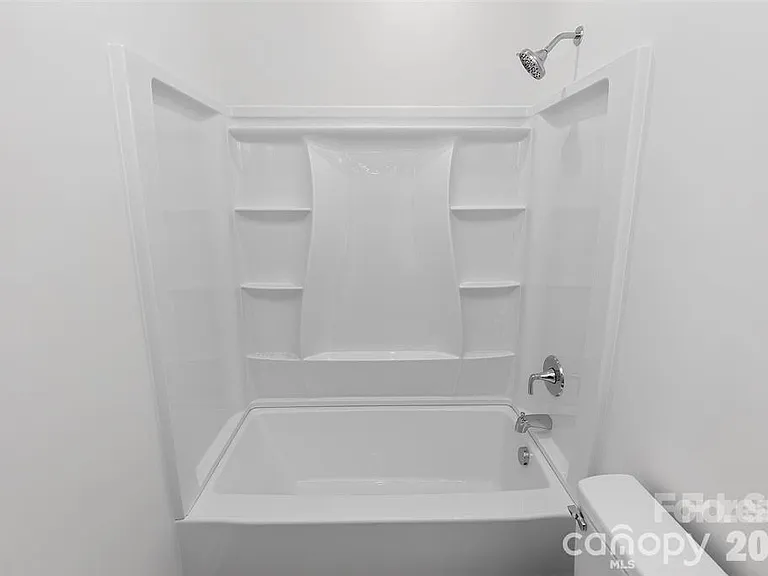 2714 Baltimore Ave — Photo 21