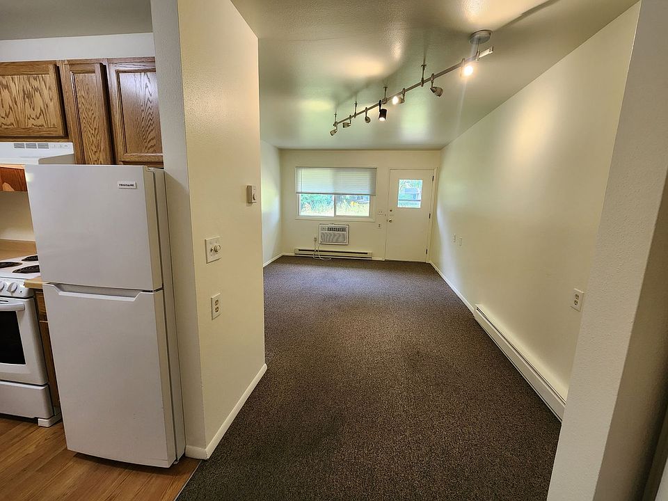 1st image of 724 Chase Blvd #17515143