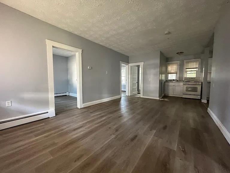 62 Lawlor St #2RB — Photo 2
