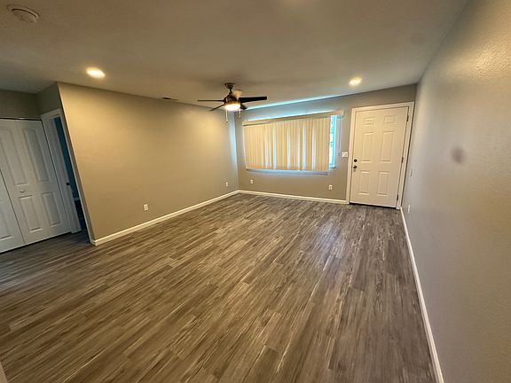 5th image of 16358 S Cambridge Dr