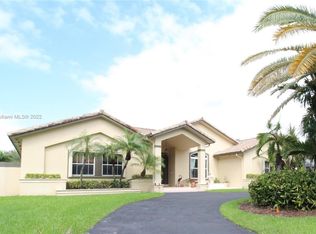 12045 SW 77th Ter, Miami, FL 33183