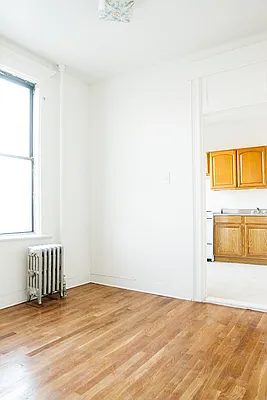 Rented by Crosstown Apartments NYC | media 19