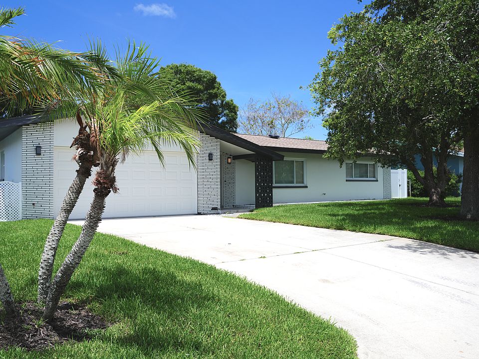 1st image of 13795 Antigua Dr