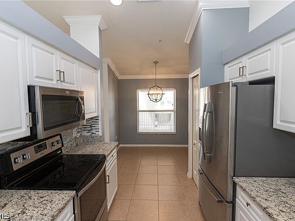 4th image of 19991 Barletta Ln Unit 1924
