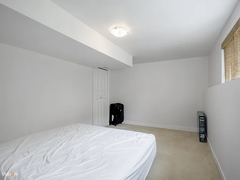 1630 Balmoral Ave — Photo 23