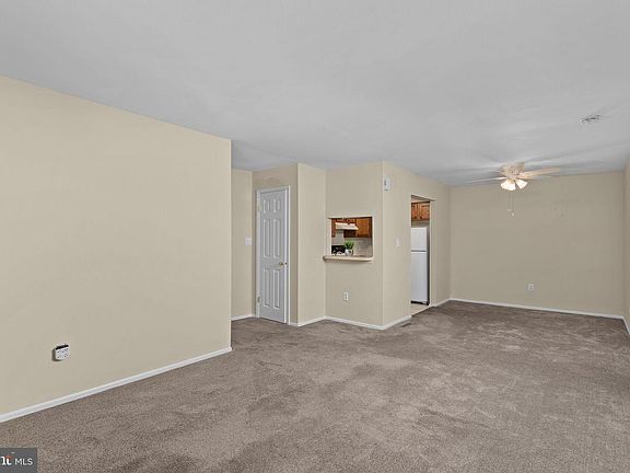 5th image of 25 Bozarth Ct