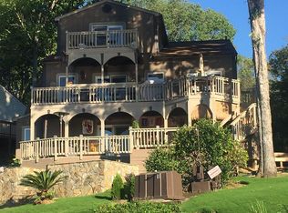 27056 Catamaran Dr, Tega Cay, SC 29708