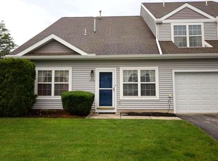 26 Courtyard Dr, Carlisle, PA 17013
