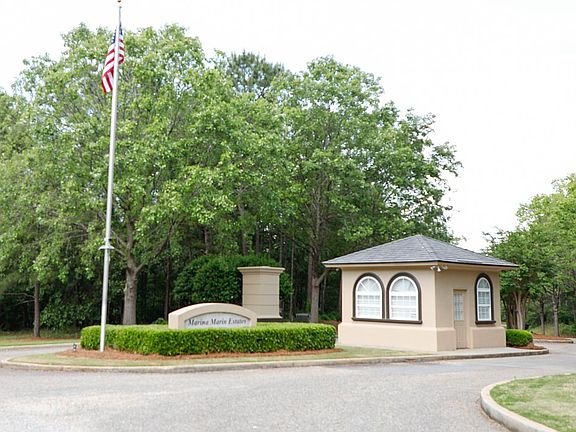 3rd image of 279 Cottage Ct