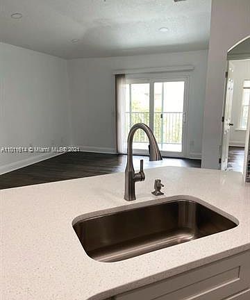3rd image of 6584 Swissco Dr