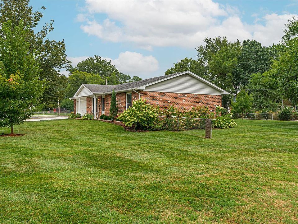 425 Vest Ave, Valley Park, MO 63088 Zillow