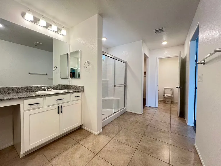 1347 Graphite Ave — Photo 17