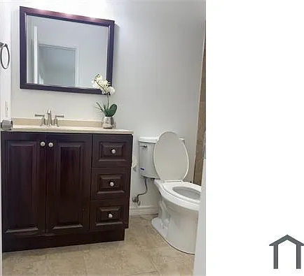 3410 Maple Ln — Photo 2