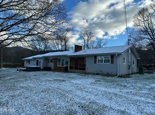 186 Liberty Hill Rd, Chuckey, TN 37641