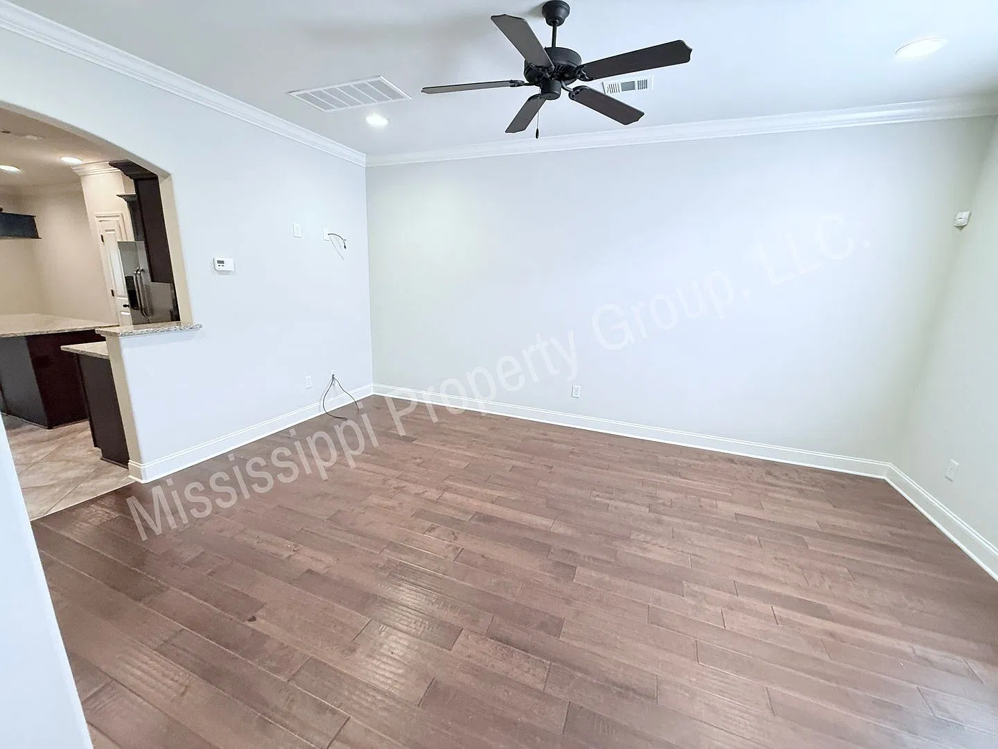 3001 Old Taylor Rd — Photo 2