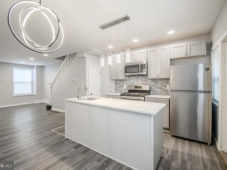 4615 Fernhill Rd — Photo 8