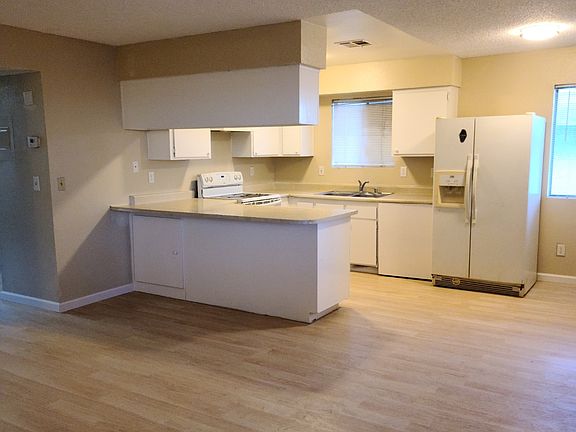 5th image of 437 N 14th St #D