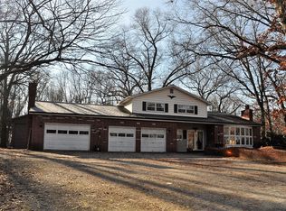 1225 E Oak Dr S, Winamac, IN 46996