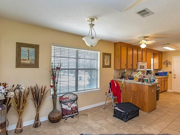 5th image of 2251 Sparrow Ln