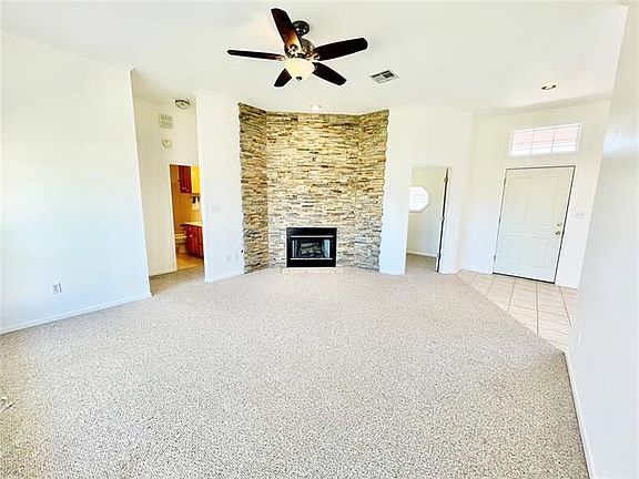 5th image of 1816 Clearbrook Ln