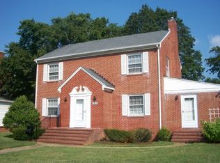 1939 Grandin Rd SW, Roanoke, VA 24015