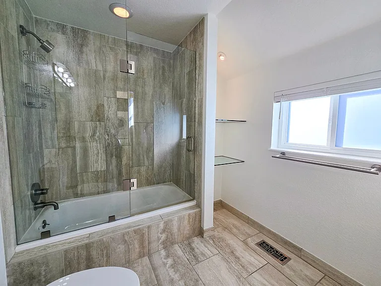 780 Walnut St #A — Photo 8