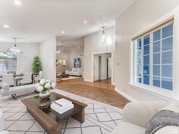 3rd image of 4402 Garratt Cir