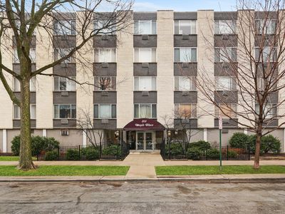 201 S Maple Ave APT 209, Oak Park, IL, 60302