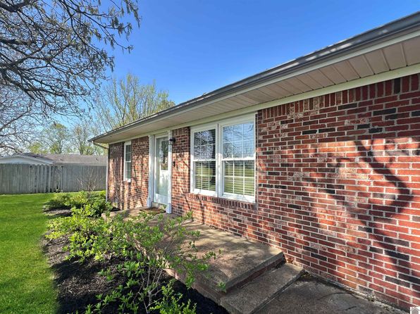51 Shade Tree Ln, Farmington, KY 42040