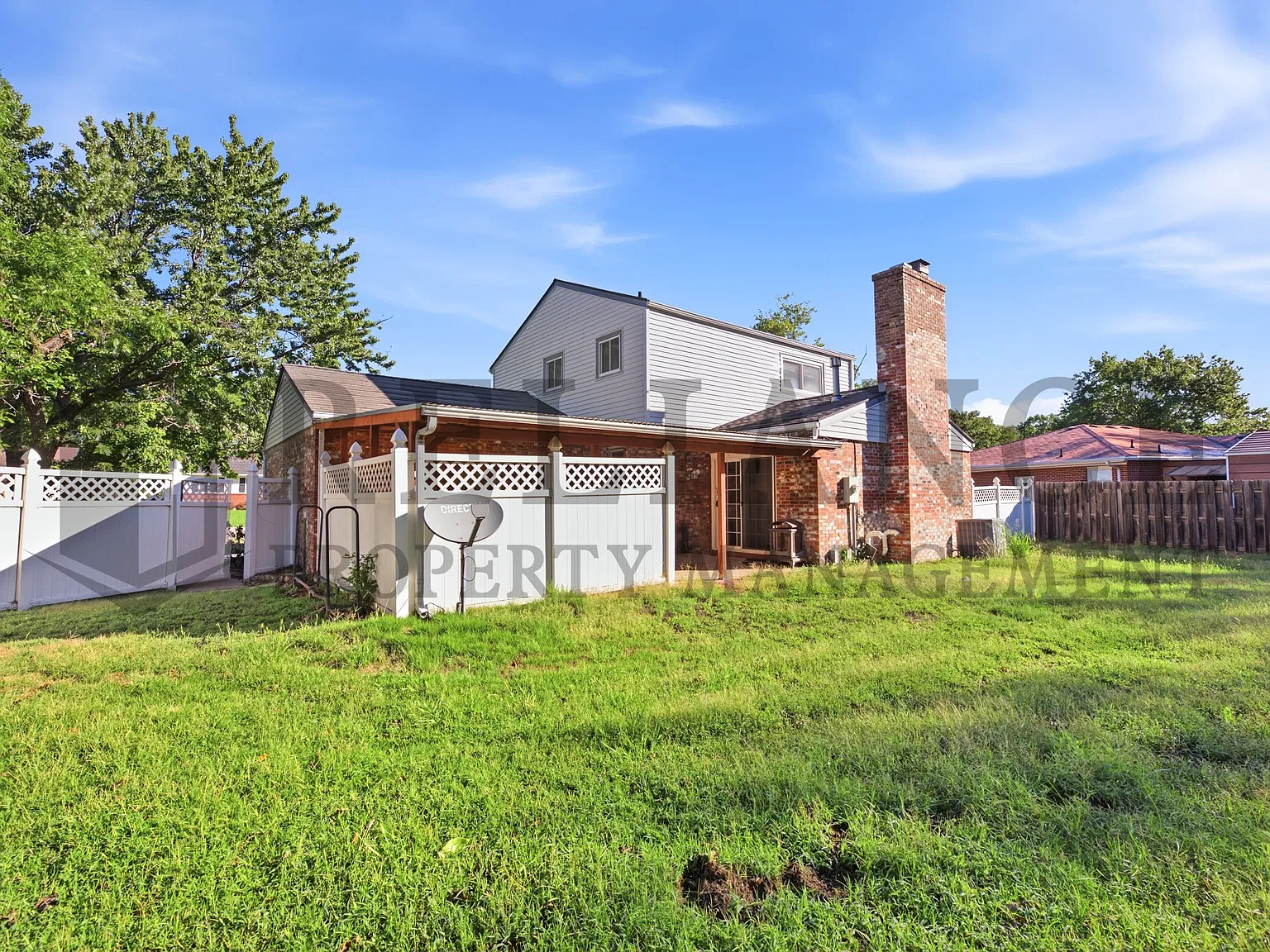 1915 Cypress Lane (ON) - 1 — Photo 4