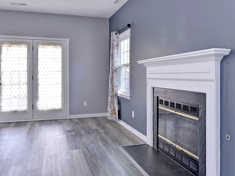1596 Willow Cv — Photo 8