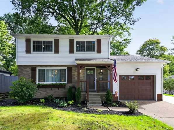 4637 Yarmouth Ln, Youngstown, OH 44512