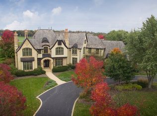 8 Kensington Dr, North Barrington, IL