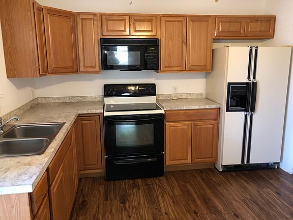 3rd image of 218 N Roy Ave
