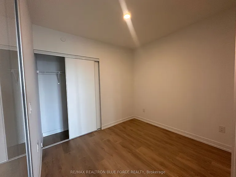 1100 Sheppard Ave W #1215 — Photo 11