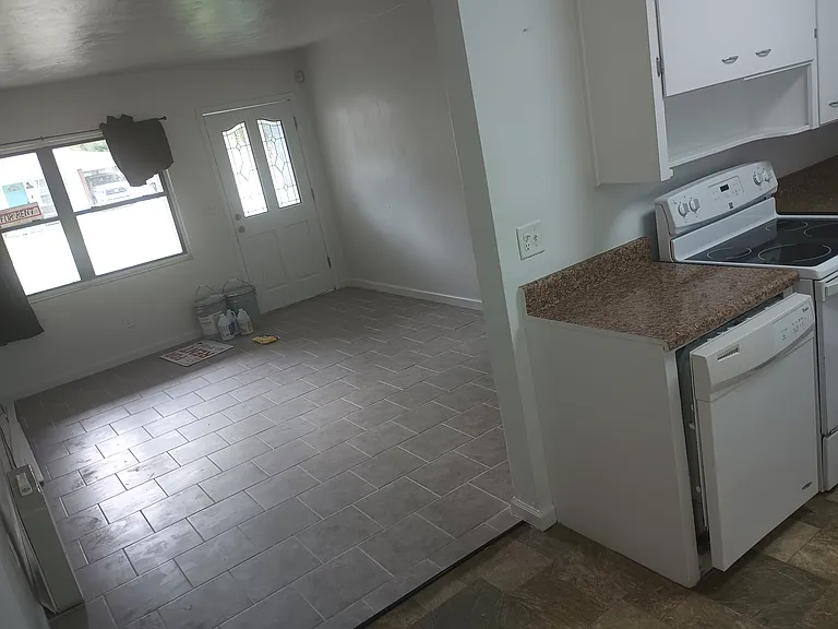 1239 Morgan Dr — Photo 20