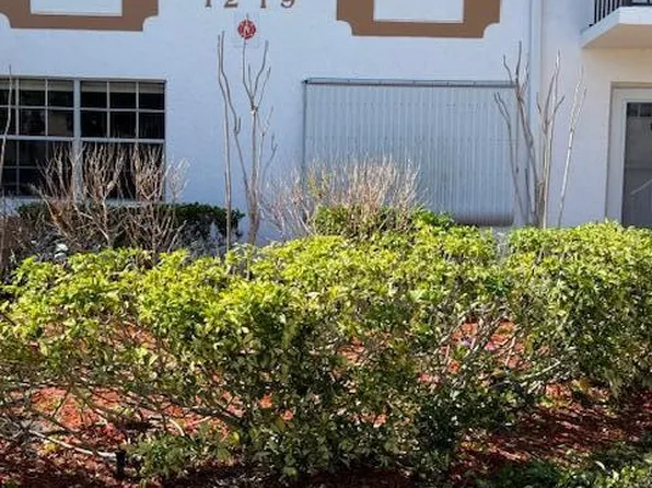 1219 S Lakes End Dr #2, Fort Pierce, FL 34982