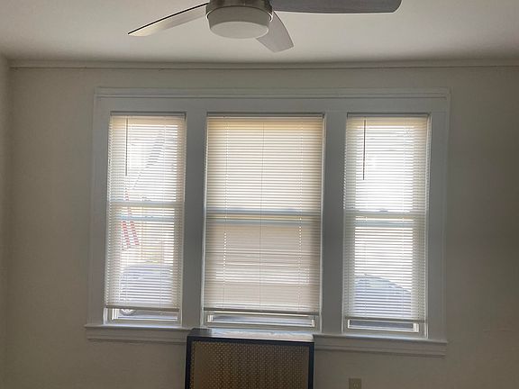 3rd image of 48 Front St Floor 1