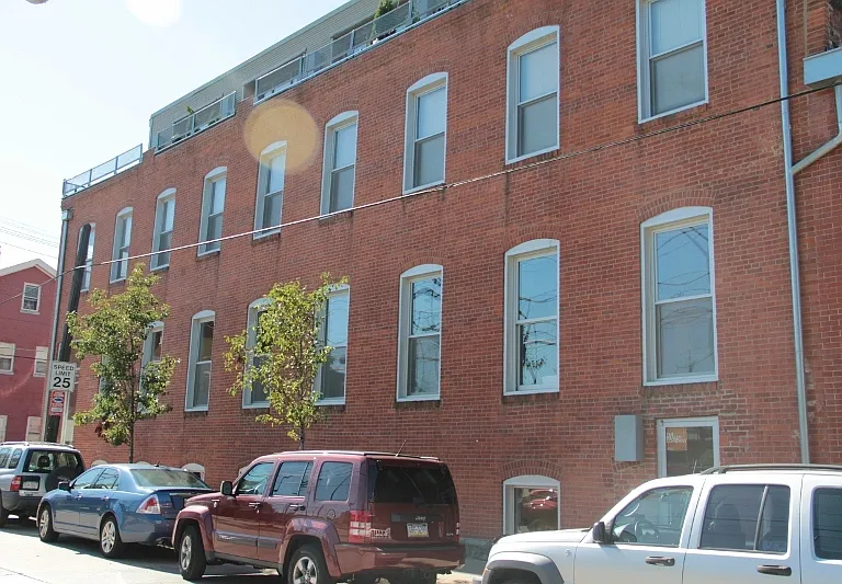 1232 Sarah St — Photo 30