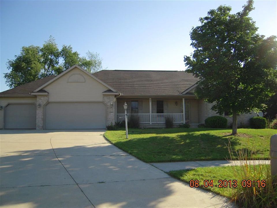 1st image of 18633 Hoover Ct