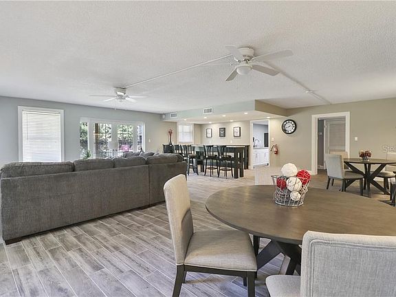 3rd image of 200 Saint Andrews Blvd APT 1404