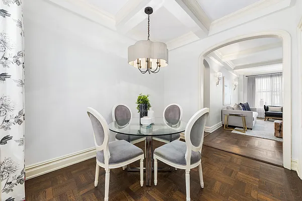 Sold by Compass | media 3