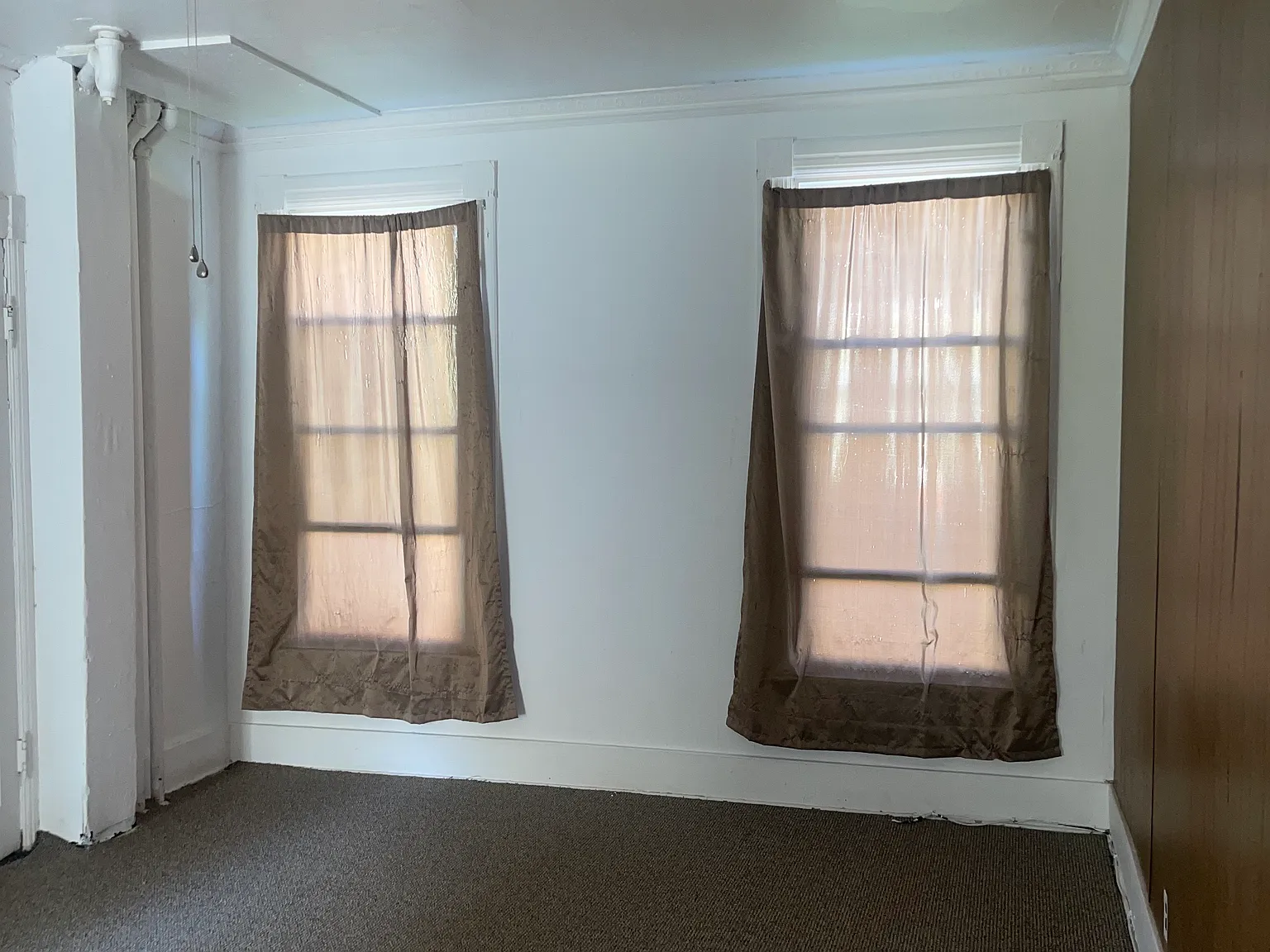 2 bed, 17000 sqft, $1,200 — Photo 1