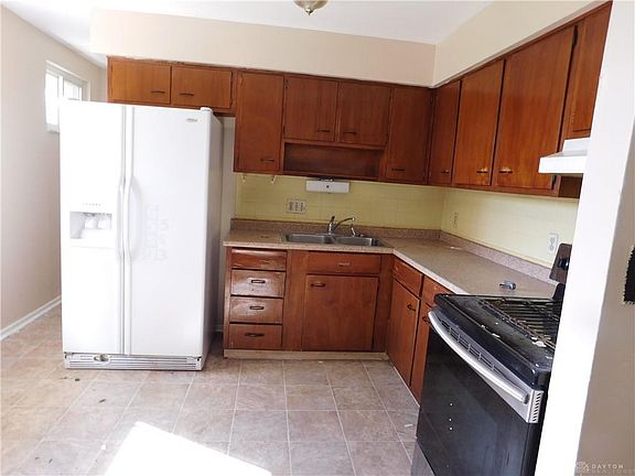 4th image of 644 Longvale Dr