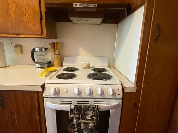 5th image of 209 Auburn Dr APT 5